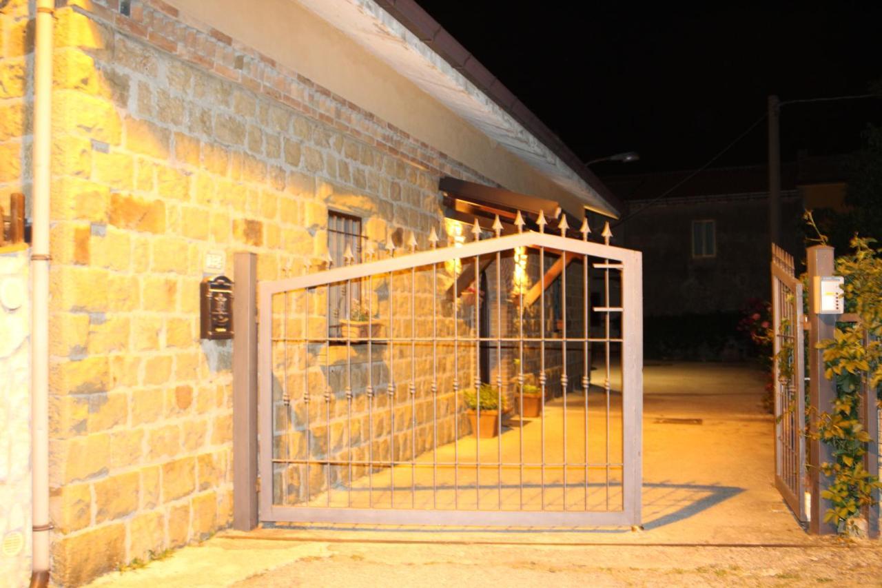 Cielo Stellato Bed & Breakfast Castel Lagopesole Exterior photo